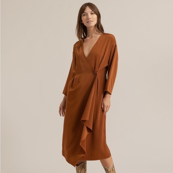 Modern Citizen Dresses & Skirts - Modern Citizen Brendolyn Wrap Button Front Dress M